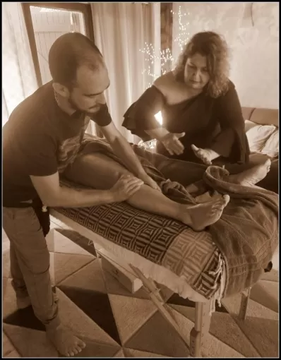 Éveil et Transmission : L'Art du Massage des 5 Continents au Service de l'Âme
