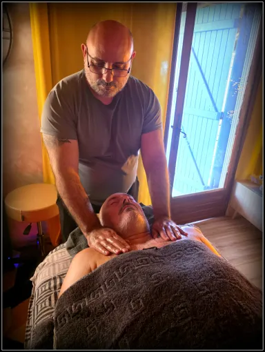 Formation de praticien du massage des 5 continents à Borgo, Corse MARS 2026